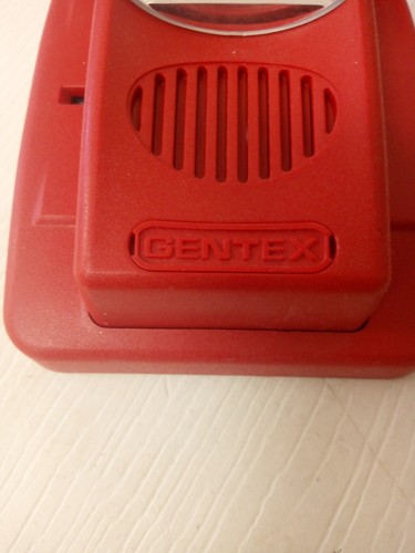 Lot Of 2 Gentex GEC3-24WR Fire Alarm Horn/Strobe Wall Red - Picture 2 of 7