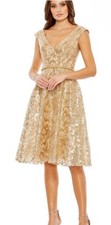 NWT Mac Duggal Cap Sleeve Gold Sequin Lace Dress Size 16 