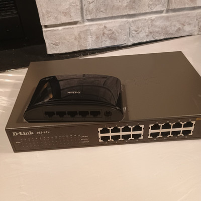 D-link DSS-16 & DES-1005E Ethernet Switches