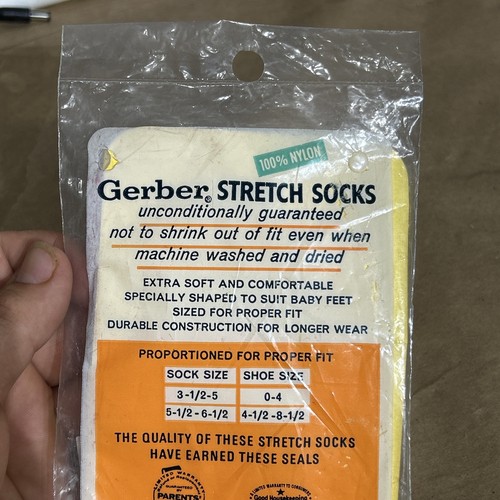 Vintage Gerber Stretch Socks For Baby Stretch Nylon NOS Fits 5 1/2-6 1/2 - Picture 5 of 6