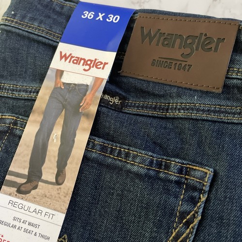 Wrangler Sits At Waist Regular At SeatCut Jeans 36x20 - Dark Blue - NWT - Picture 3 of 5