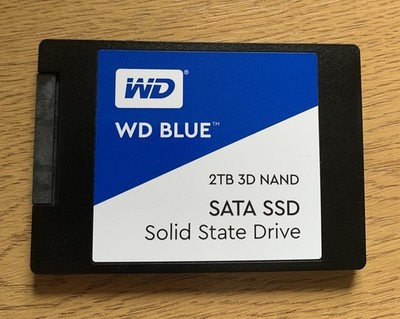 Western Digital WD Blue 2 TB interne 2,5 Zoll (WDS200T2B0A) Solid State Drive