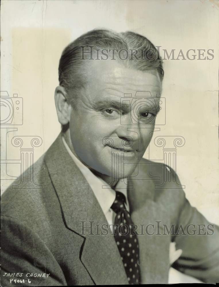 1956 Press Photo Actor James Cagney - lrw04303