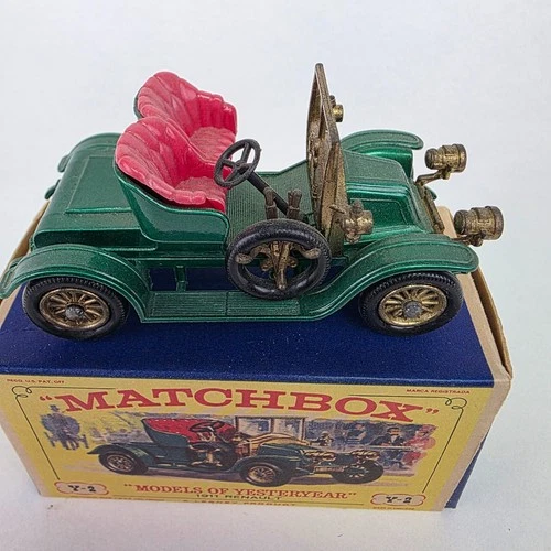 Lesney Matchbox Yesteryear Y-2 1911  Renault w/ Original Box Old Toy Car Antique