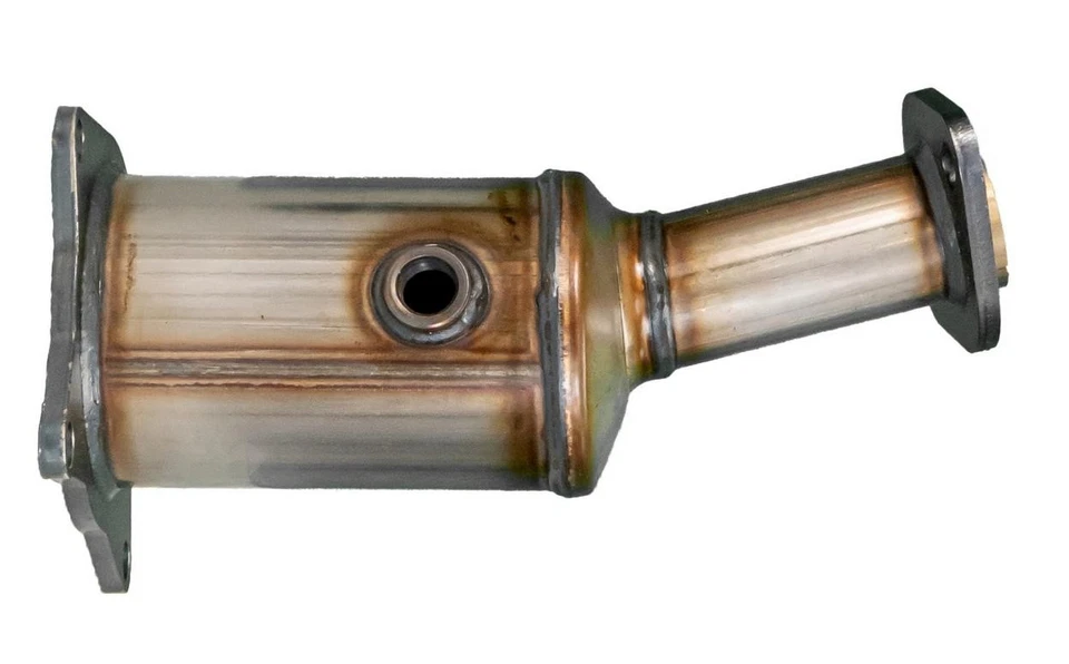 Front Right Catalytic Converter for 2008-2009 Ford Taurus X - Image 2 of 4