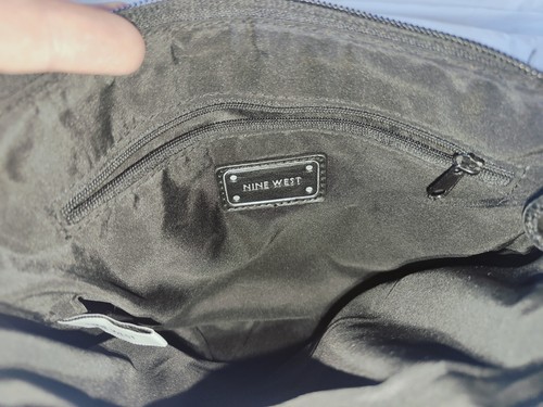 Nine West Handbag Black And Gray Geometric Pattern, Crossbody Adjustable Strap - Picture 8 of 20