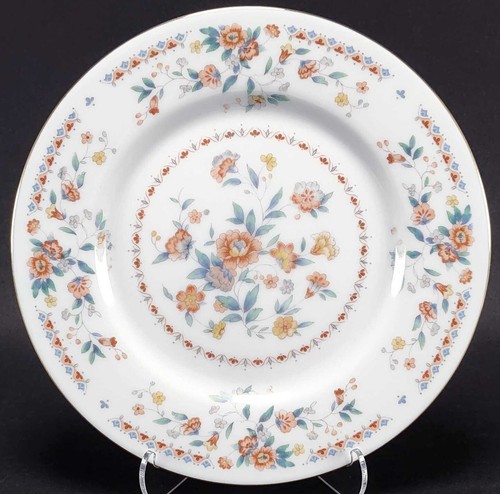 4 Mismatched China Salad Plates Mix and Match Shabby Granny Plate Collection - Picture 5 of 9