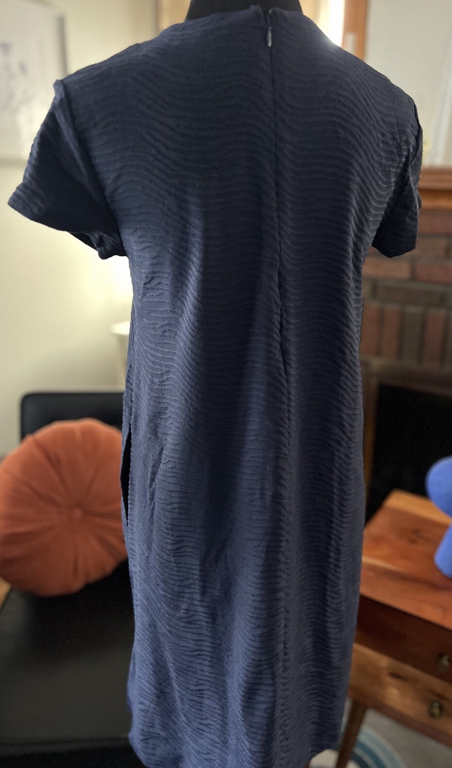 WOMEN’S  J. MCLAUGHLIN DRESS - SIZE SMALL - image 6