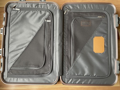 TUMI 19 Degree International Carry On Aluminum Texture Blush 22” Spinner $1500 - Picture 5 of 11