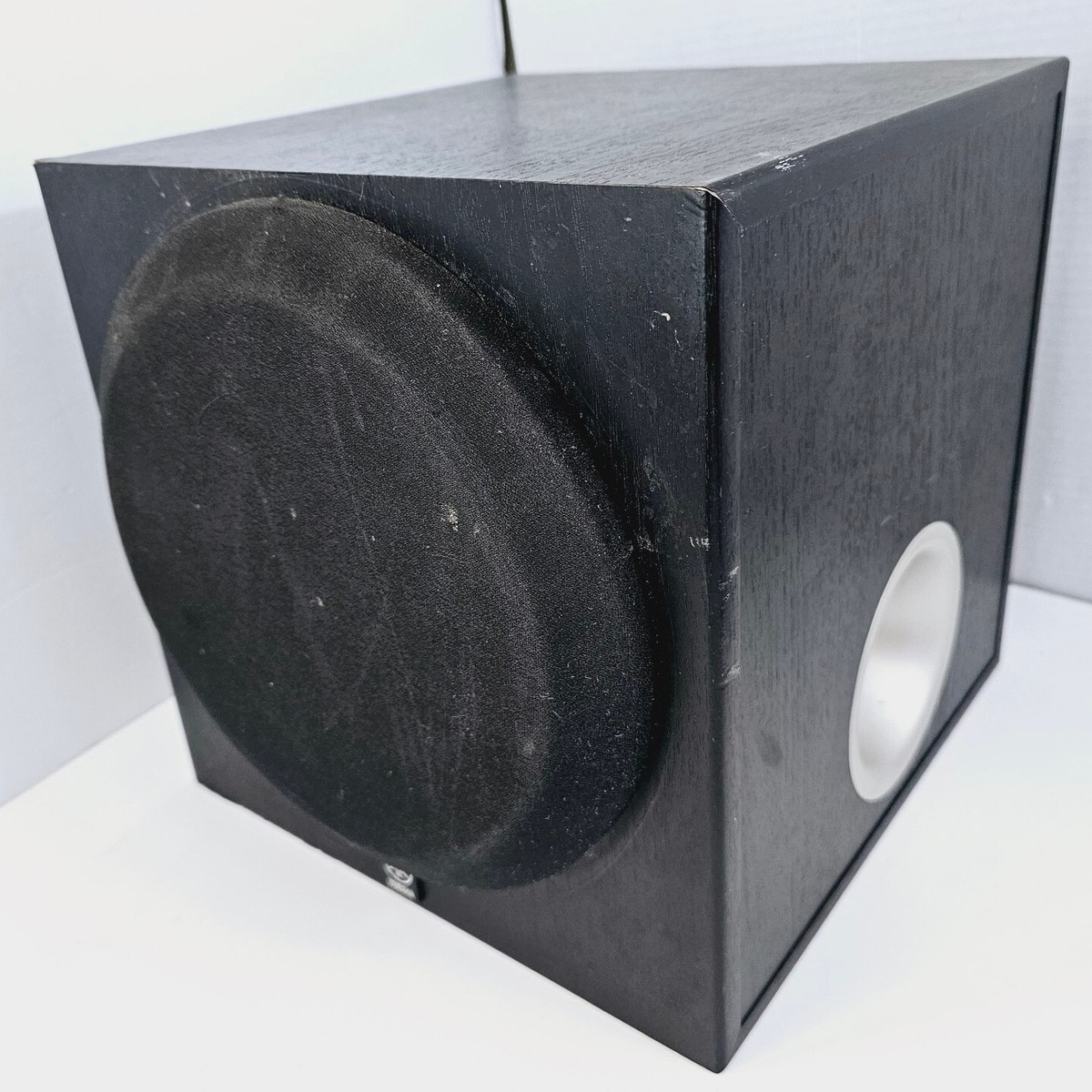 Yamaha Subwoofer Model YST-SW012 8