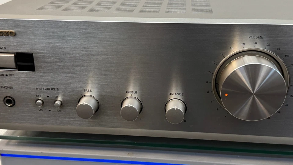 Onkyo A-9211 Stereo Verstärker  / amplifier ohne fernbedienung - Bild 4 von 4