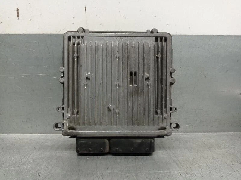 P05187070AH centralina motore per CHRYSLER GRAND VOYAGER V (RT) 2.8 CRD 5503580 - Immagine 2 di 4