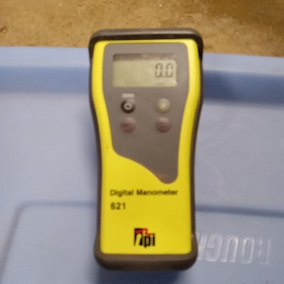 TEST PRODUCTS INTL. 621 Digital Manometer, -120 to 120 i W/ Magnetic Case Stand