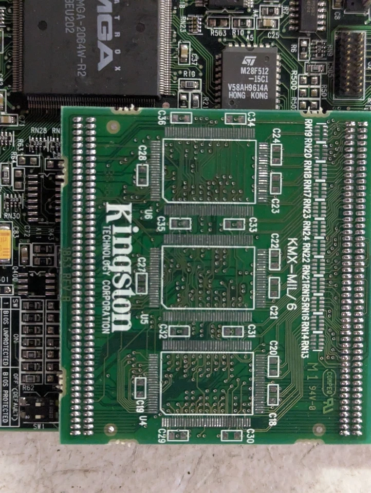 Matrox Millennium MGA-2064W PCI Video Card w/ Kingston Memory Module Vintage - Image 2 of 4