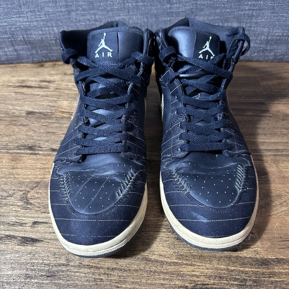 Jordan 1 Retro Barons Away 2008 Talla 11 Usado 325514-012 Foto 3 de 4