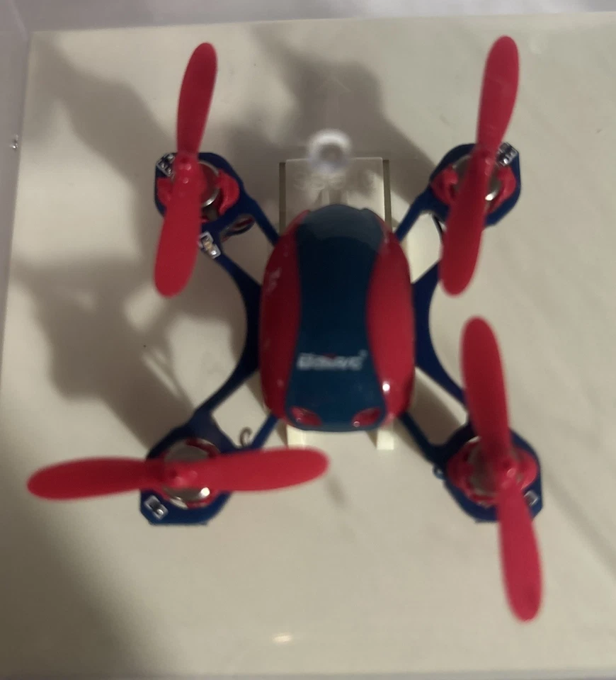 UDI R/C U840 Red And Blue Mini Drone With Remote - Image 3 of 4