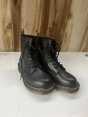 Dr. Martens 1460 Smooth Leather Boots