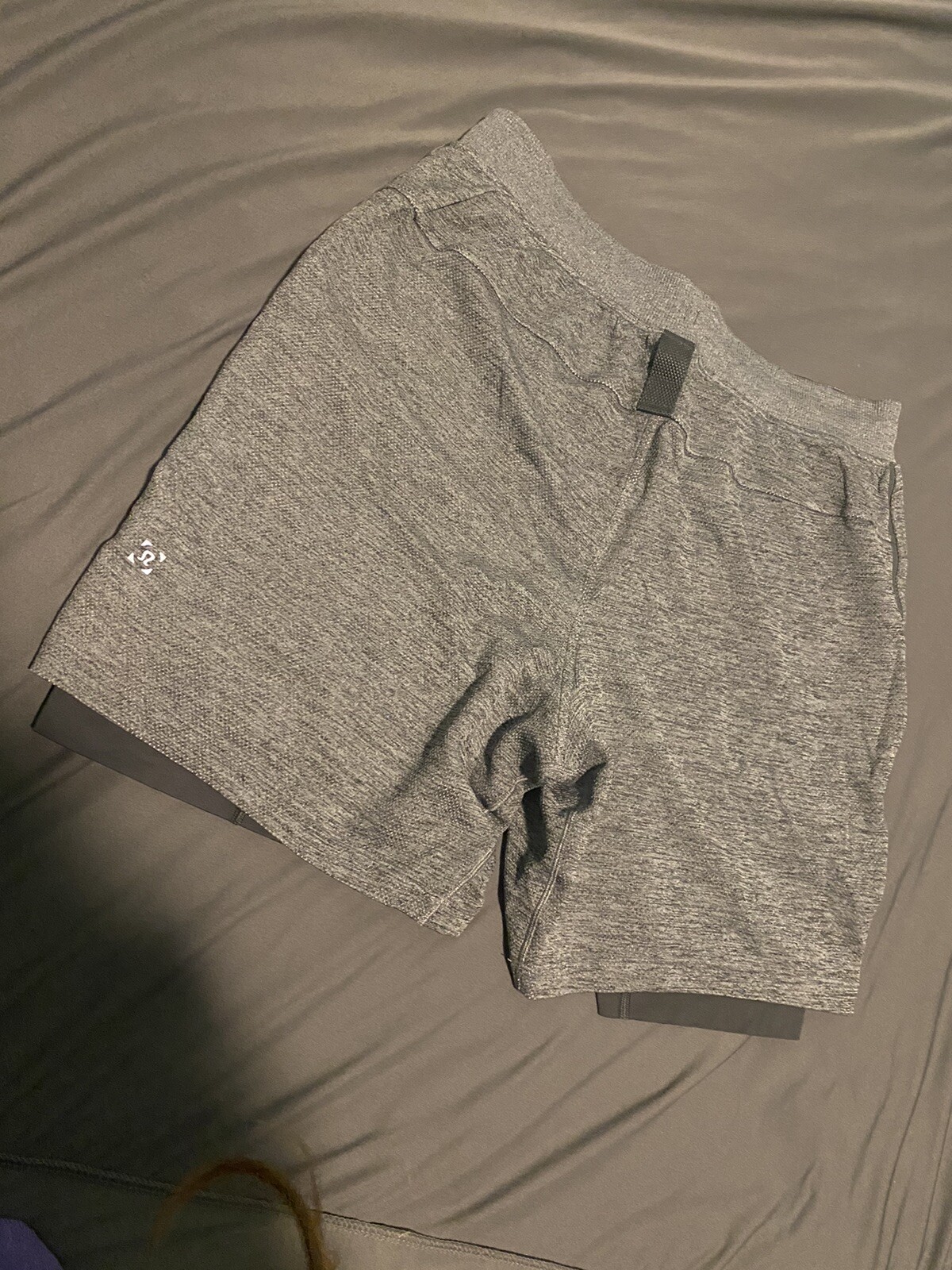 LULULEMON Mens 2 in 1 Compression Lined Shorts Medium Gem