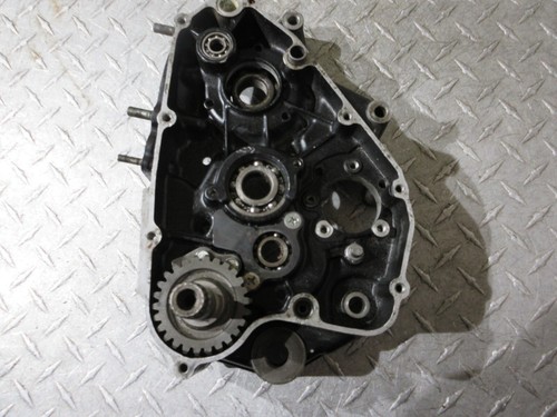 81 82 1981 1982 SUZUKI RM125 rm 125 right crank Case Crankcase RM125-209728 - Picture 14 of 16