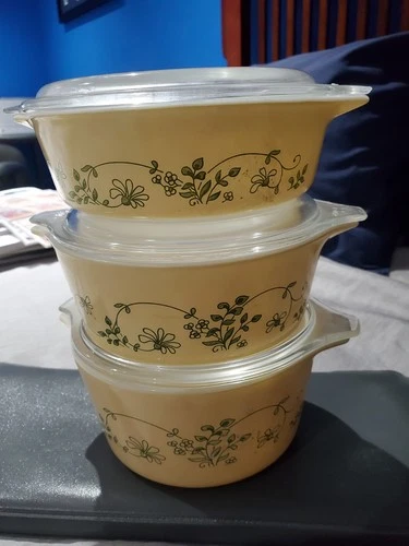 Vintage Pyrex Shenandoah Covered Casserole Bowls 471, 472, 473 + Lids - Set of 3