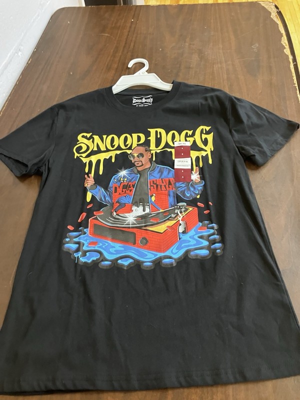 Snoop Dogg  Graphic Tee T-Shirt Size Small New With Tag