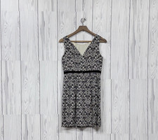 Ann Taylor LOFT dress womens size 4 petite white floral patterned knee length