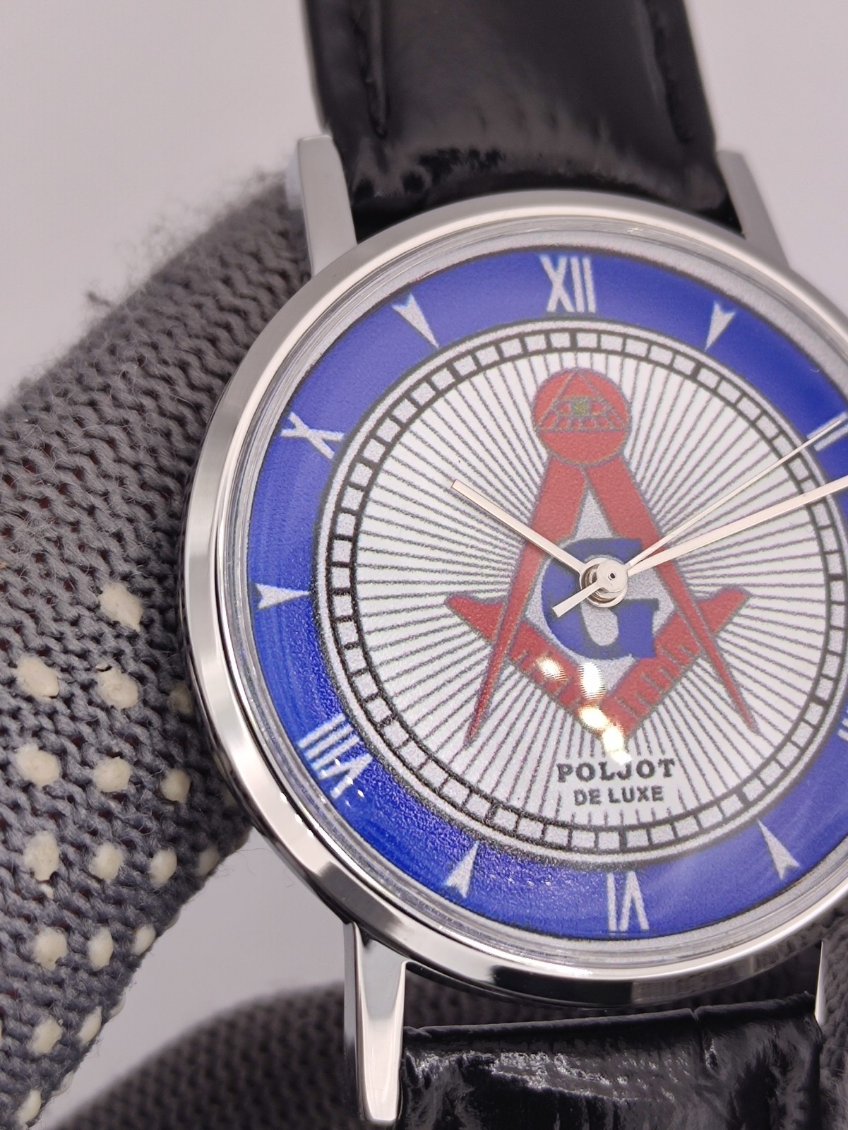 Poljot de Luxe Masonic Style Men's Watch  Slim 2209 Vintage Mechanical Soviet 