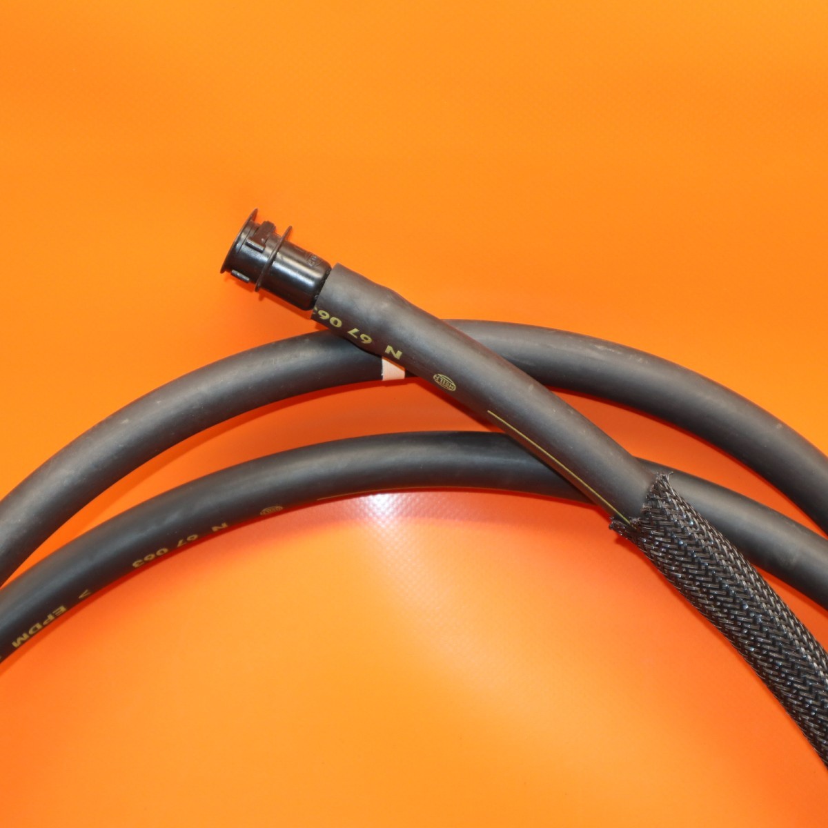 ASTON MARTIN VANTAGE HEADLIGHT WASHER HOSE 2006 2007 2008 2009 2010 6G33-13C100