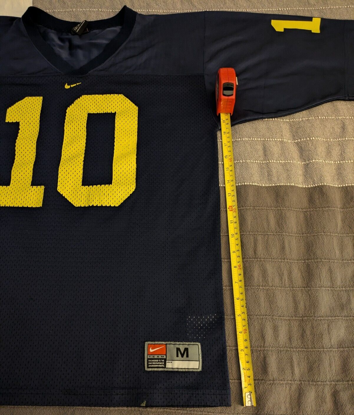 Picture 9 of 24