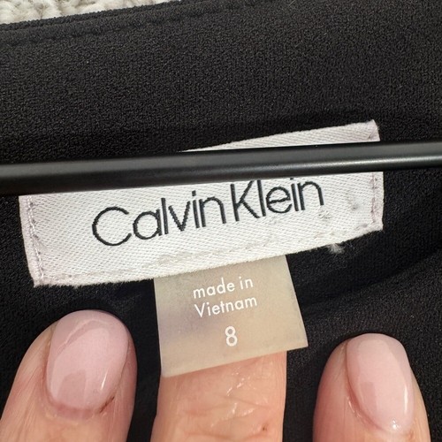 Timeless Calvin Klein Dress, Size 8 with bell sleeves and gold zipper nwt - Picture 6 of 10