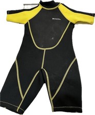 Mountain Warehouse Kids Wetsuit size 5-6, Black ,yellow Zip Back, key pocket