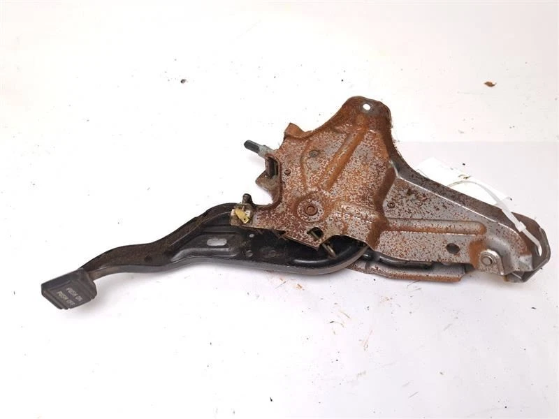 EMERGENCY PARK BRAKE PEDAL FOR HONDA ODYSSEY 2005 - Image 3 of 3