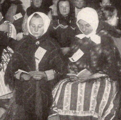 Antique 1917 Photo Immigrants Ellis Island Railway Station Passed Muster Print