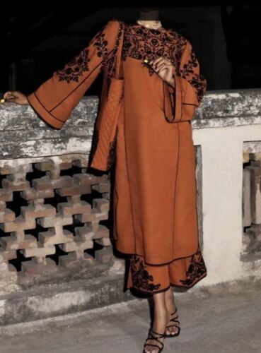 JUGNU LAHORE by Hussain Rehar Suit 2pc Pakistani Designer Suit Size XS Rustic - Afbeelding 1 van 15