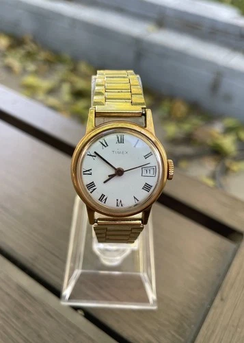 Vintage Timex Three-Hand Wind-up Analog Women's gold Watch runs
