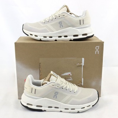 On  Cloudnova Form 2 TT Sneakers in Cream/Ivory - Women's Size 6 (3WF10552940)
