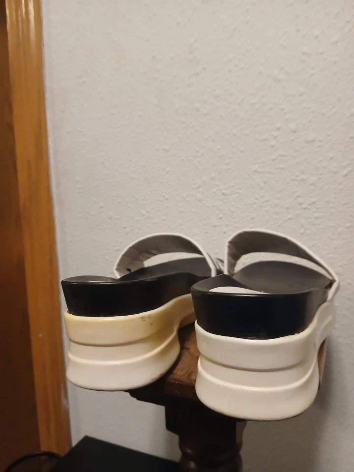 F Monogram (Hữu Phước) Black and White Leather open toe Wedge Sandals - Size 7.5 - Image 4 of 4