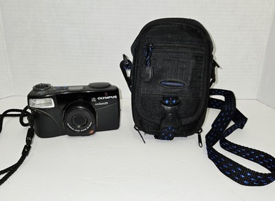 Olympus Infinity Zoom 211 35 MM Camera With Carrying Case Very Good Condition