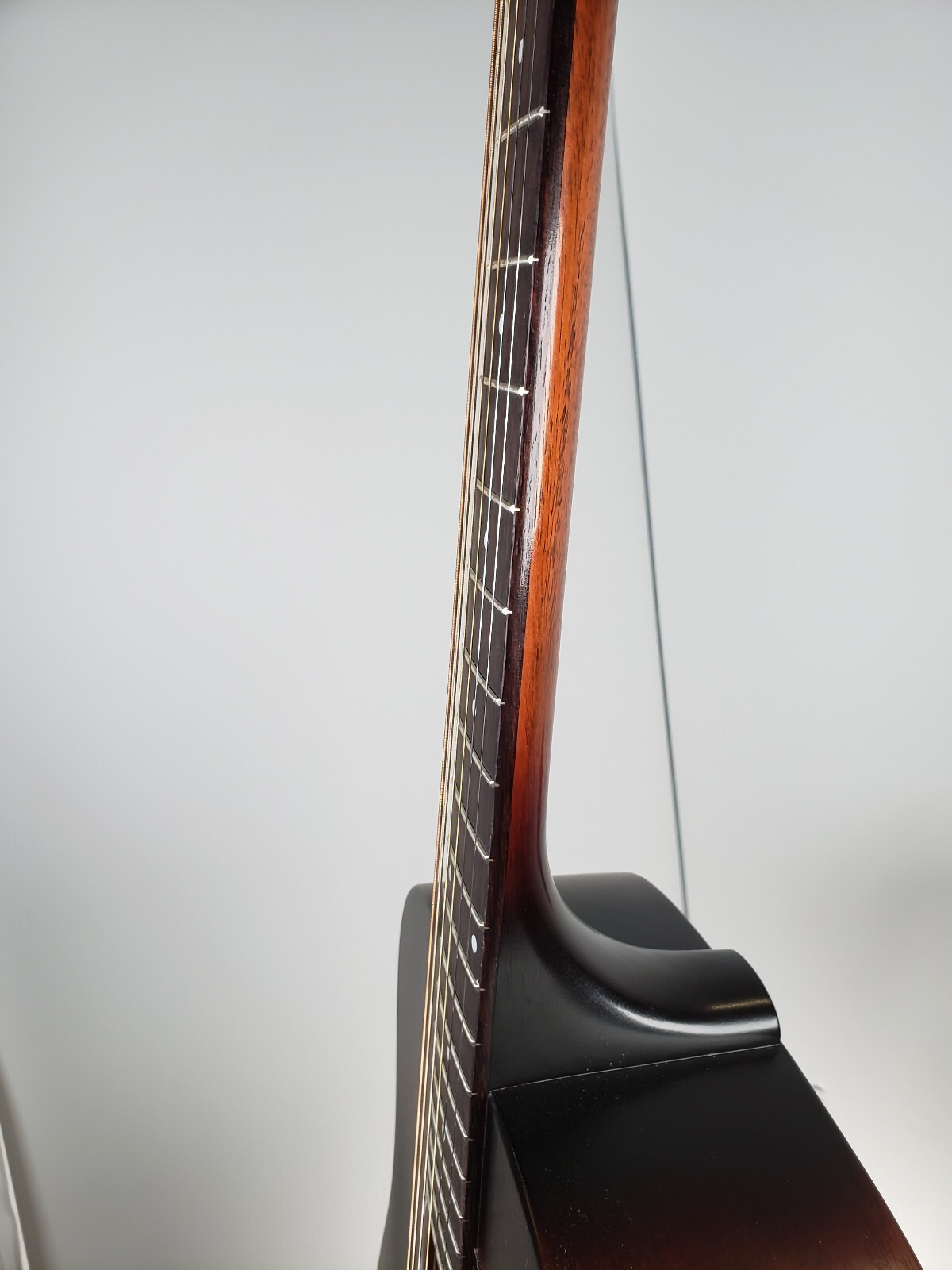 Guild D20 6string Dreadnought Acoustic Guitar Vintage Sunburst