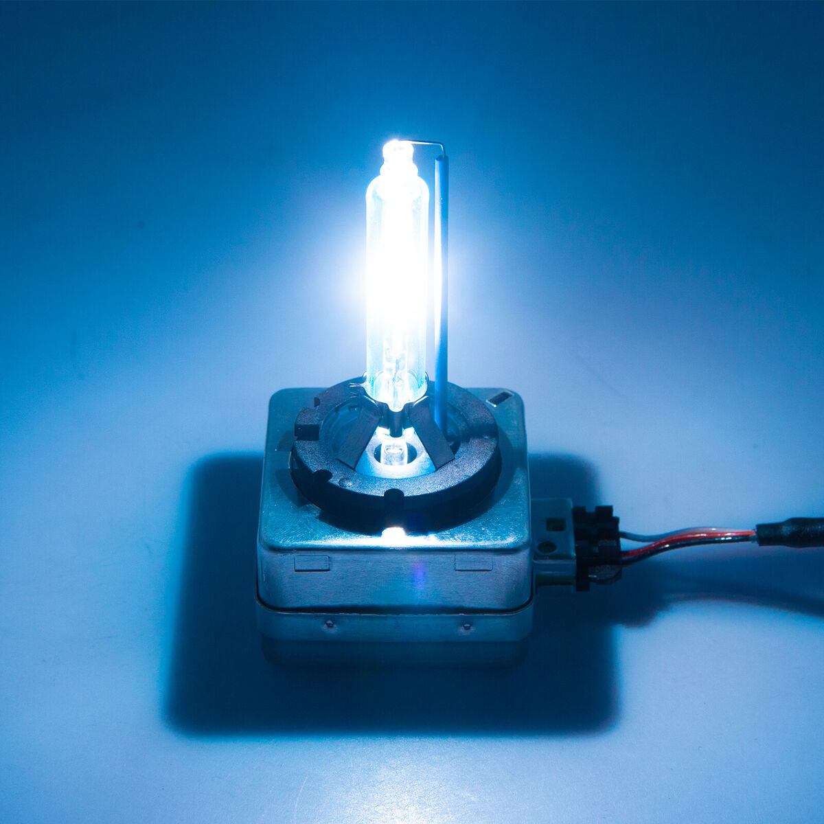 2pcs D3S D3R 8000K Ice Blue OEM HID Xenon Headlight 2pcs D3S D3R 8000K Ice Blue OEM HID Xenon Headlight