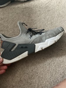 nike huarache wolf grey