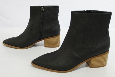 violet and red booties