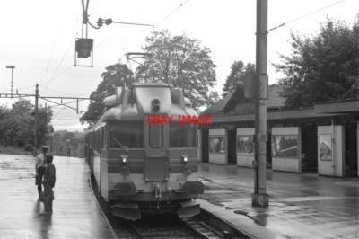 PHOTO  SWITZERLAND TRAM 1985 SETB FLAMATT BDE4/6 TRAM NO 102