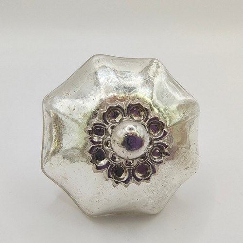 Vintage Mercury Glass Drawer Pull Set of 2 Cabinet Knob Silver Flower 1.75" - Picture 13 of 21