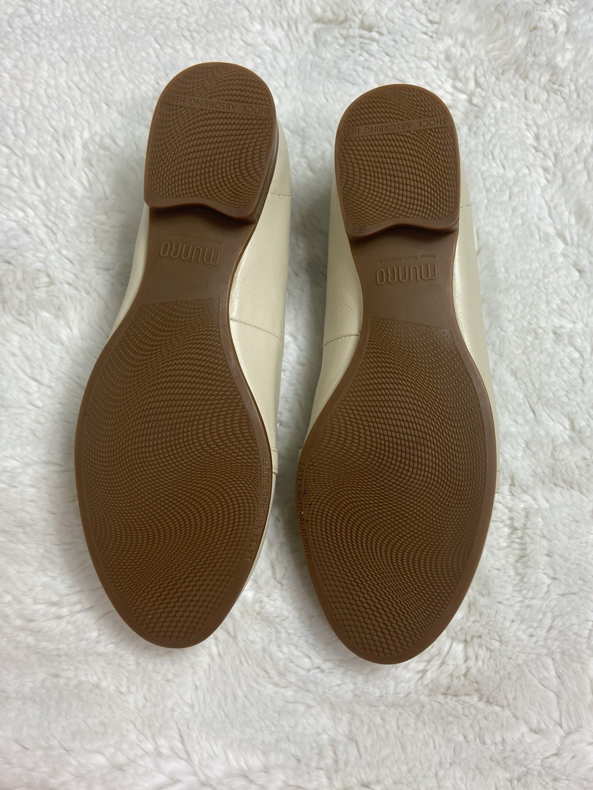 Munro Perfect Fit Loafer Shoe Leather Women's Cream Size 6.5  New