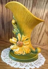 Roseville Pottery Yellow Cornucopia Peony Vase Style 171-8 *Z023
