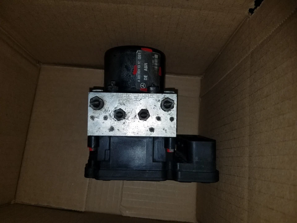 07 TO 09 MERCEDES W221 S550 CL550 MÓDULO DE MONTAGEM ATUADOR BOMBA DE FREIO ANTIBLOQUEIO - Imagem 3 de 4