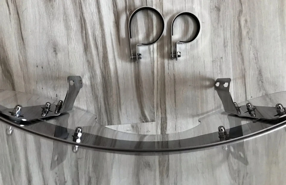 PARABRISAS PREMIUM YAMAHA ROAD STAR 1700 Foto 3 de 4