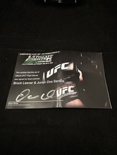 Junior Dos Santos Signé UFC Gant