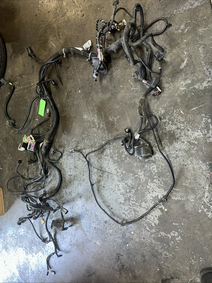 Chrysler 300c 5.7L Hemi V8 Gasolina Motor RHD BAY Cableado Telar Arnés Foto 4 de 4